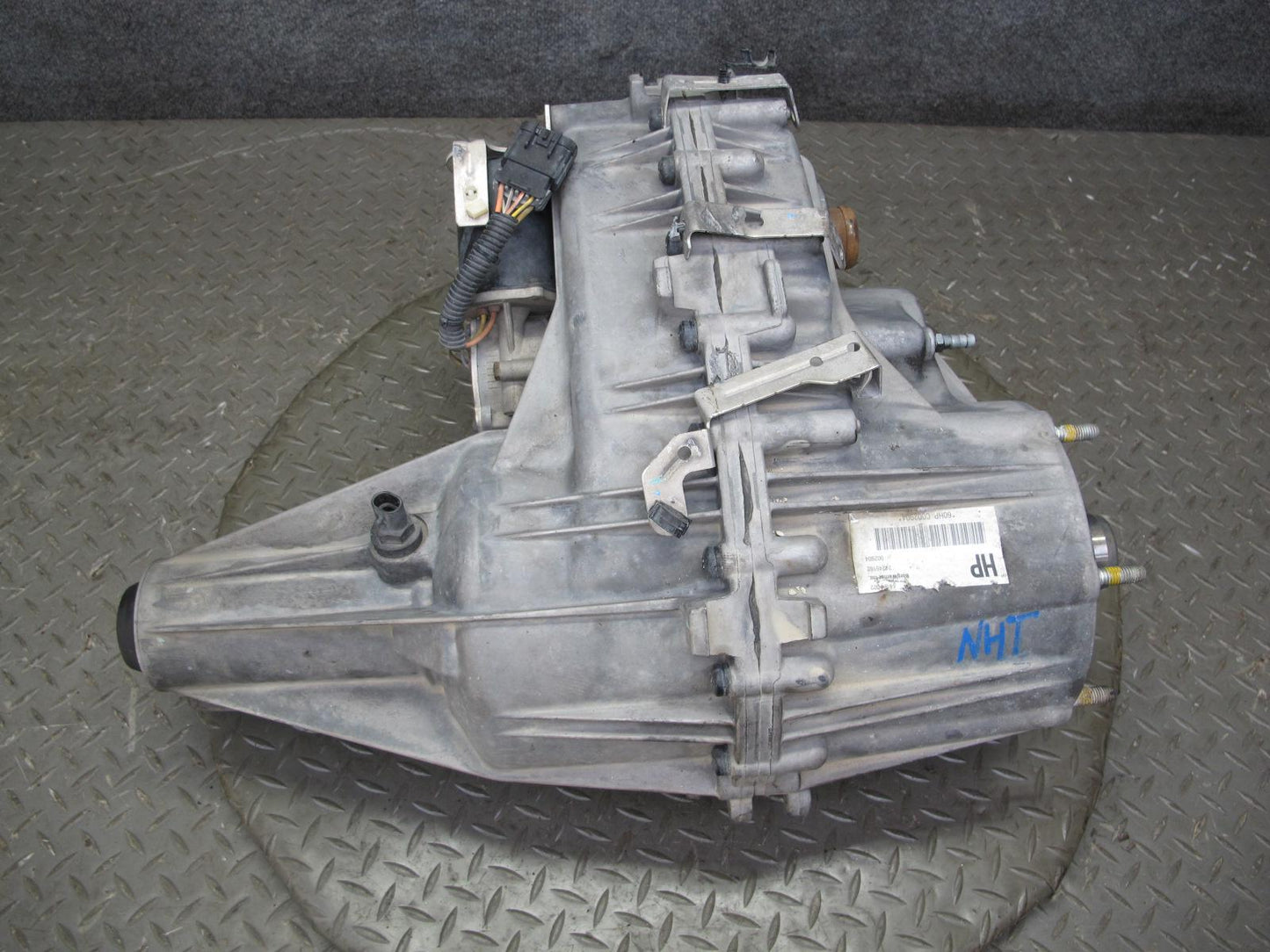 2008-2009 Hummer H2 Transfer Case Box w Motor