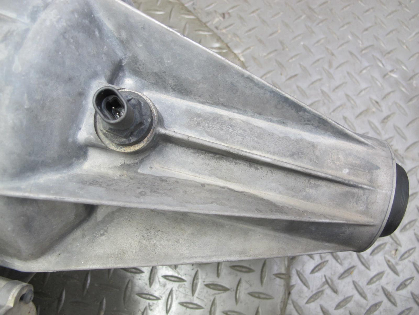 2008-2009 Hummer H2 Transfer Case Box w Motor