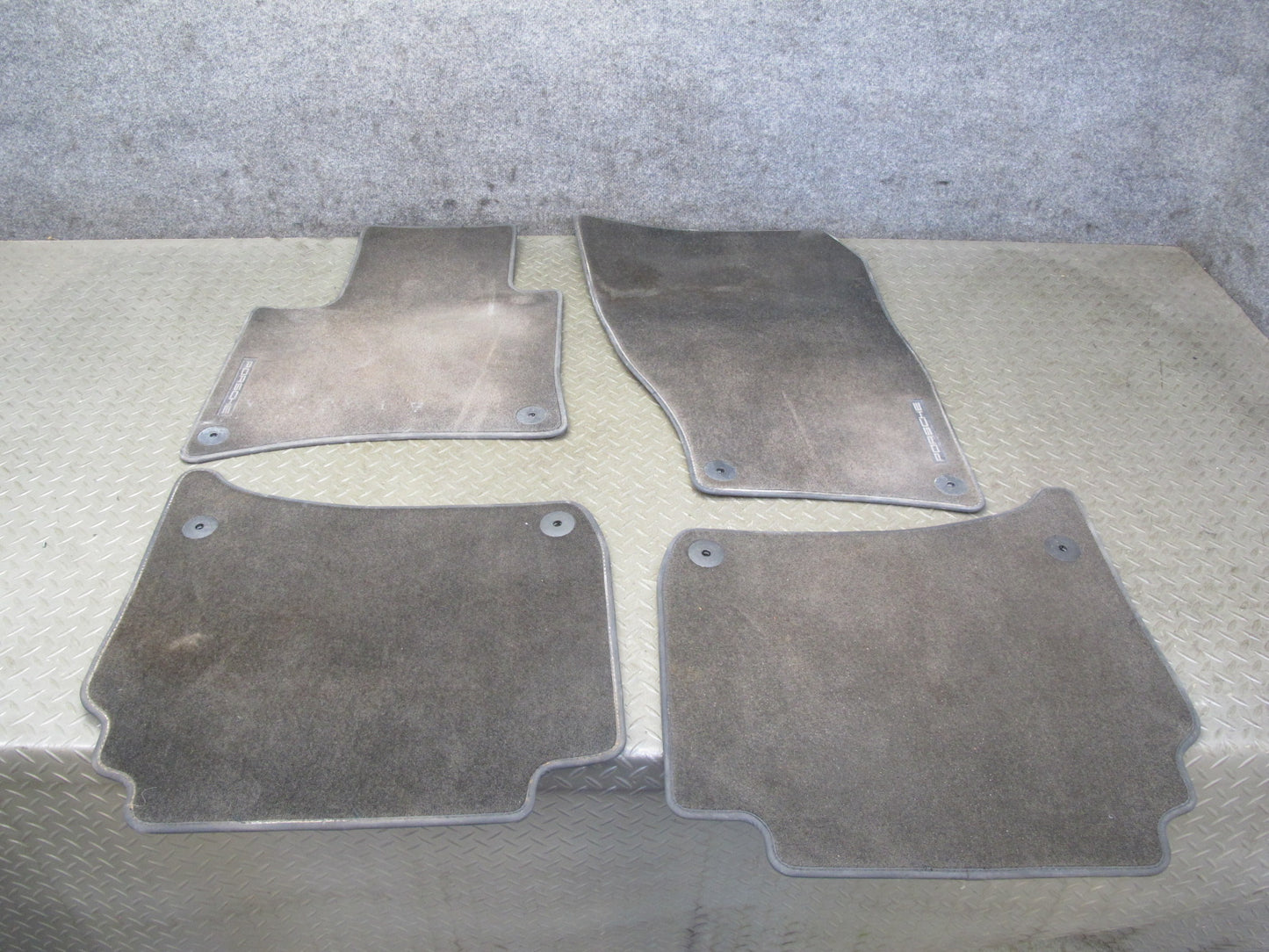 2011-2018 Porsche Cayenne 958 Front & Rear Floor MAT Carpet Cover Set of 4