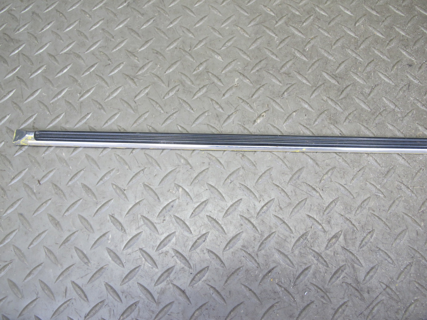 77-78 Datsun S30 280Z 2+2 Left Fender Door Quarter Chrome Trim Molding Set OEM