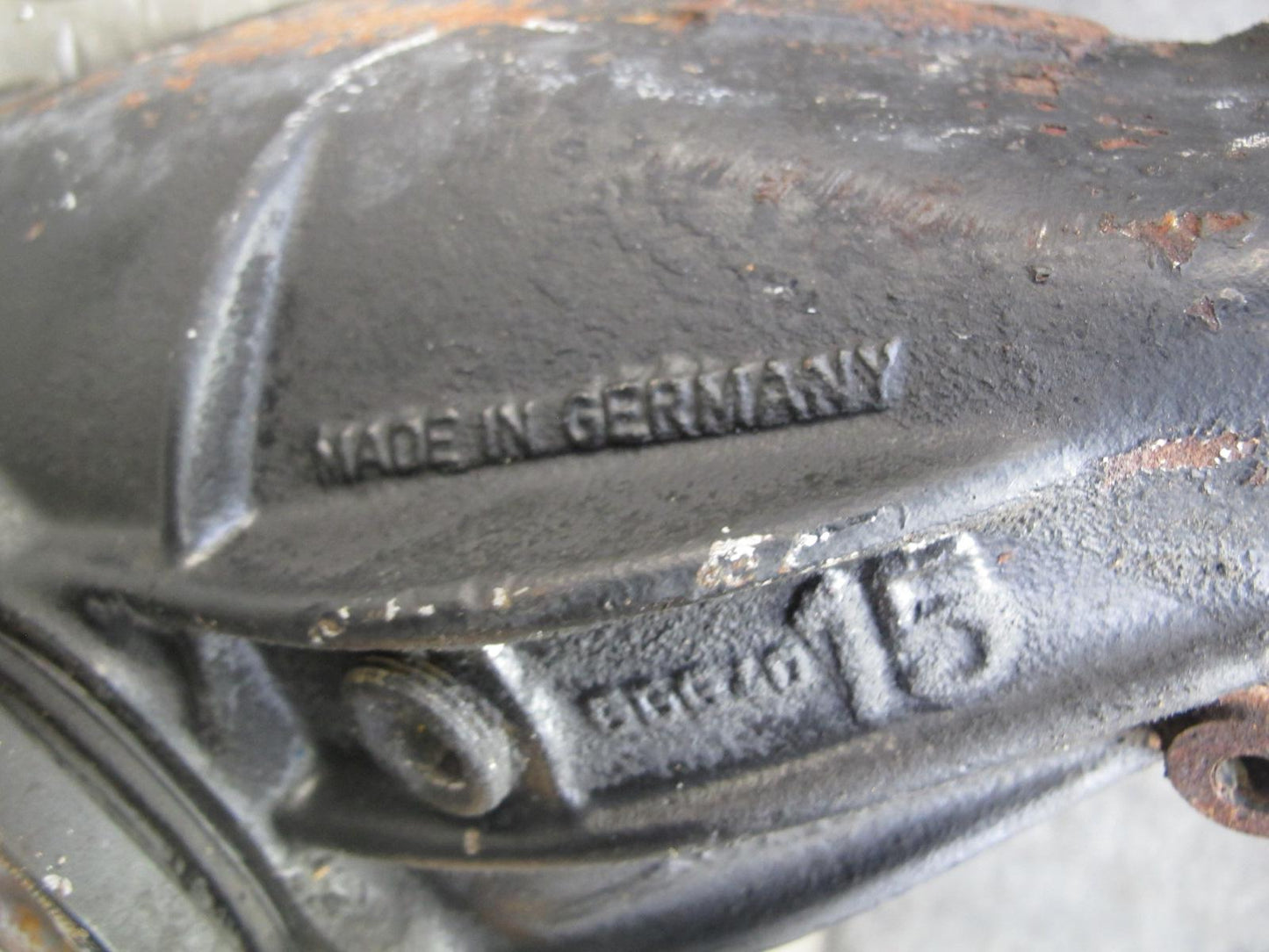 1995 Mercedes W124 E300D 3.0L Diesel Rear Differential Carrier 2.87 Ratio OEM