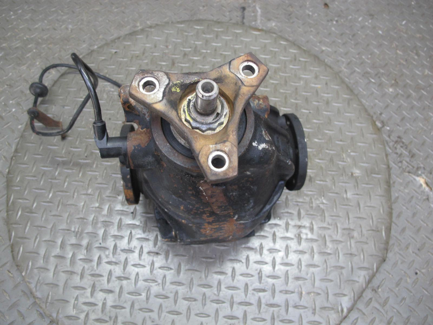 1995 Mercedes W124 E300D 3.0L Diesel Rear Differential Carrier 2.87 Ratio OEM
