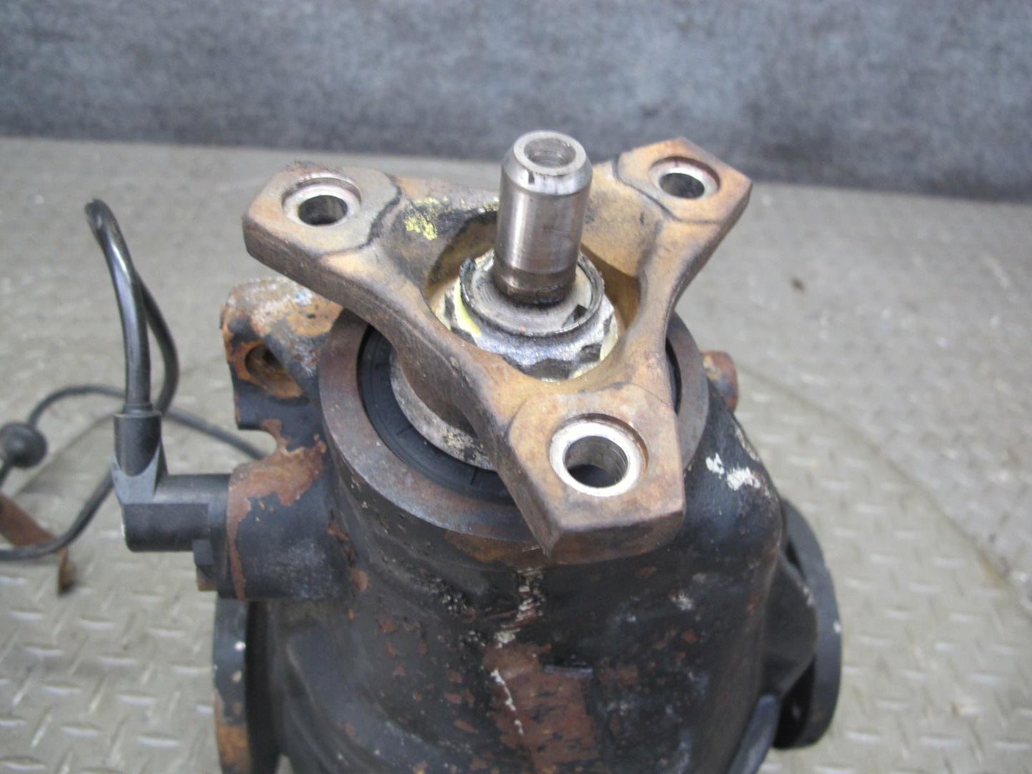 1995 Mercedes W124 E300D 3.0L Diesel Rear Differential Carrier 2.87 Ratio OEM