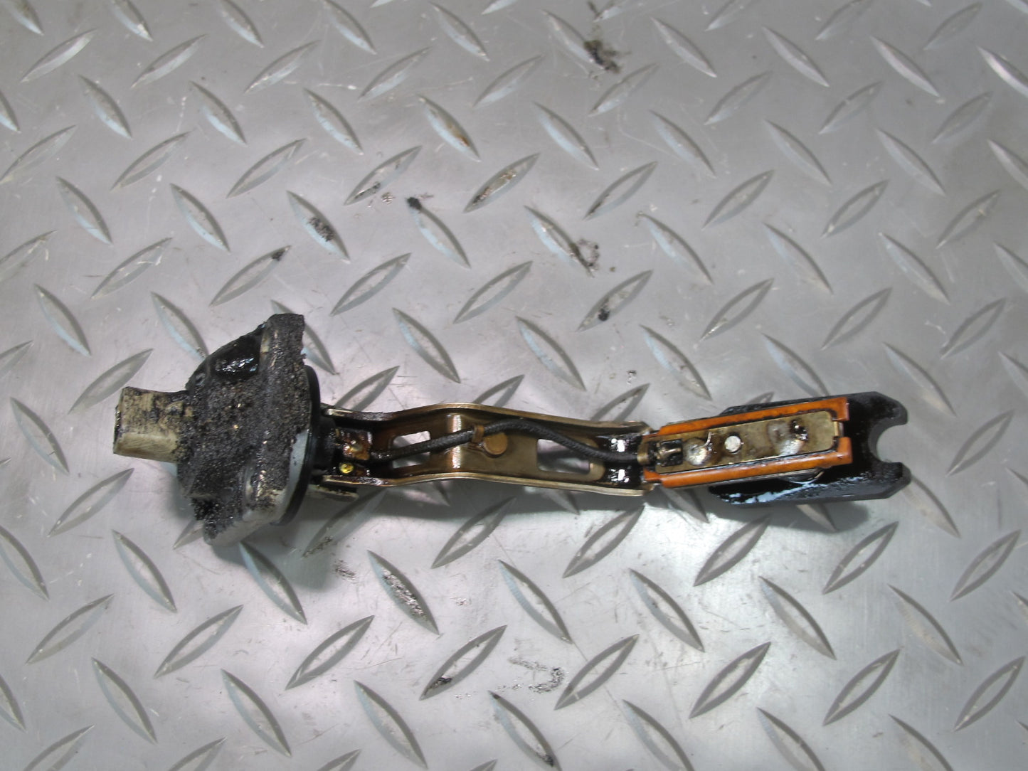 98-00 Lexus UZZ30L SC400 1UZFE Engine Oil Level Sensor OEM