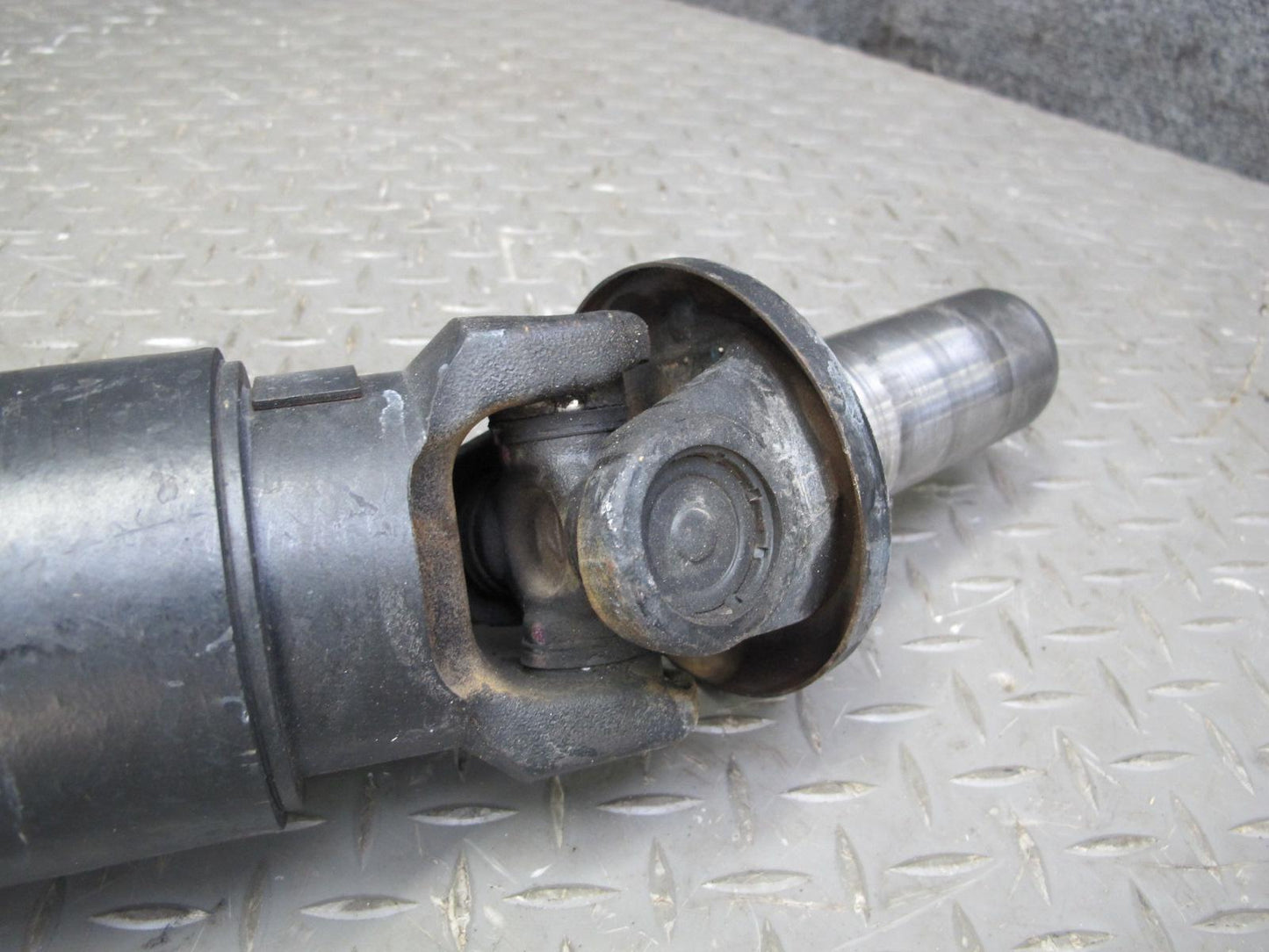 09-20 Nissan Z34 370Z M/T Rear Propeller Drive Shaft Driveshaft 98K Miles OEM