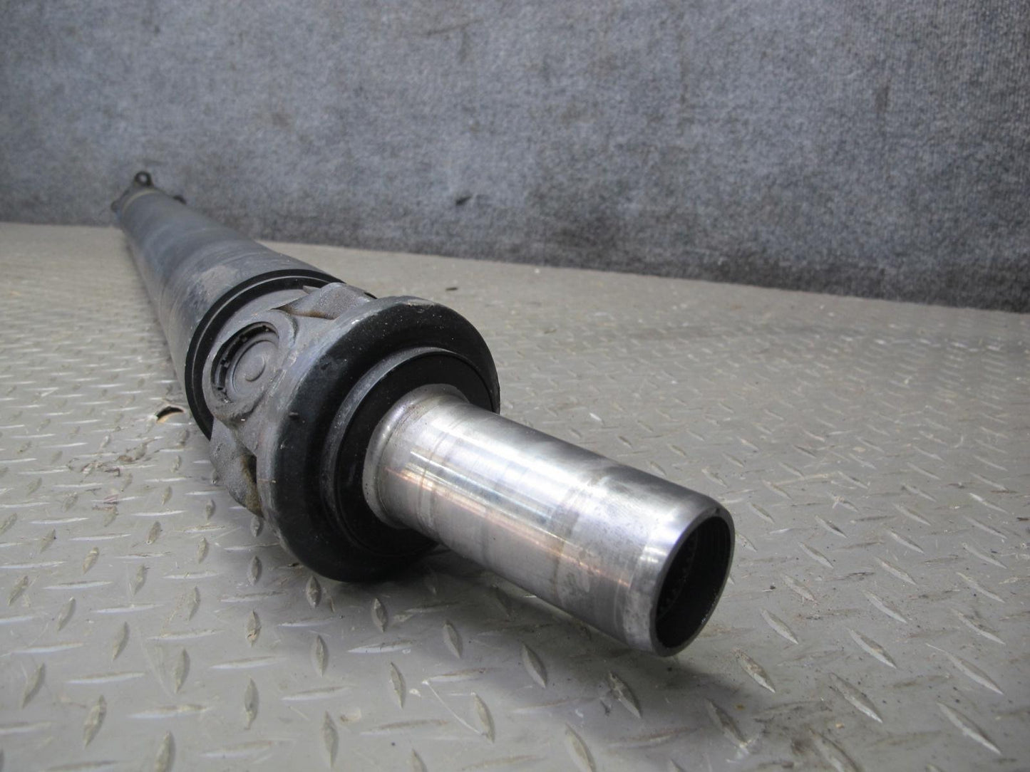 09-20 Nissan Z34 370Z M/T Rear Propeller Drive Shaft Driveshaft 98K Miles OEM