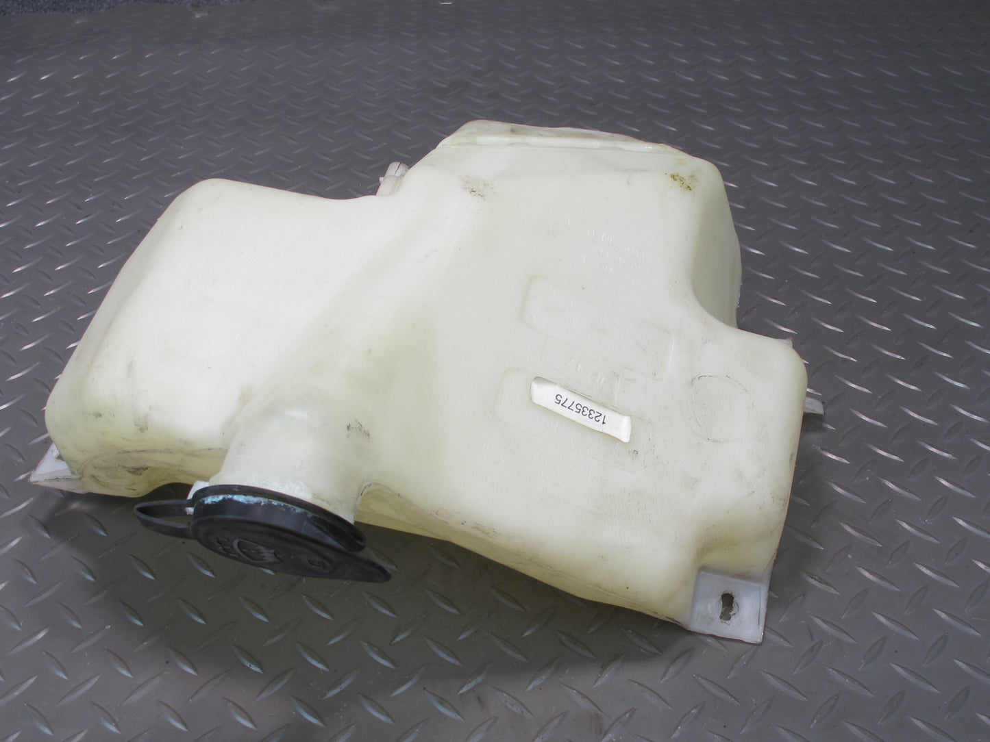 2008 Hummer H2 Front Windshield Wiper Washer Fluid Reservoir Bottle Tank