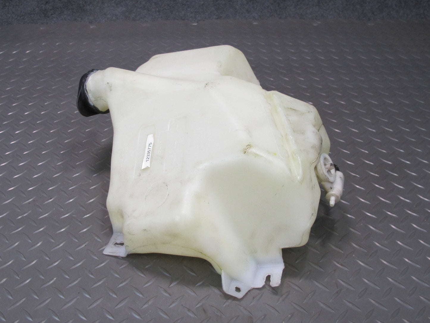 2008 Hummer H2 Front Windshield Wiper Washer Fluid Reservoir Bottle Tank