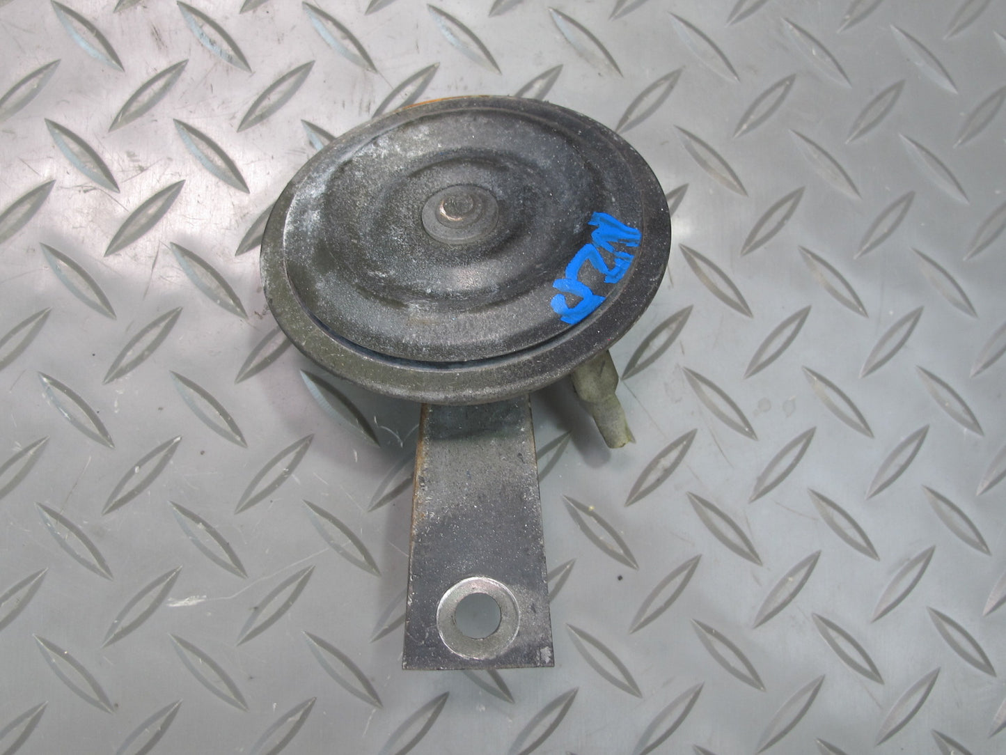 90-96 Nissan Z32 300ZX Set of 2 High & Low Tone Note Pitch Horn Signal OEM