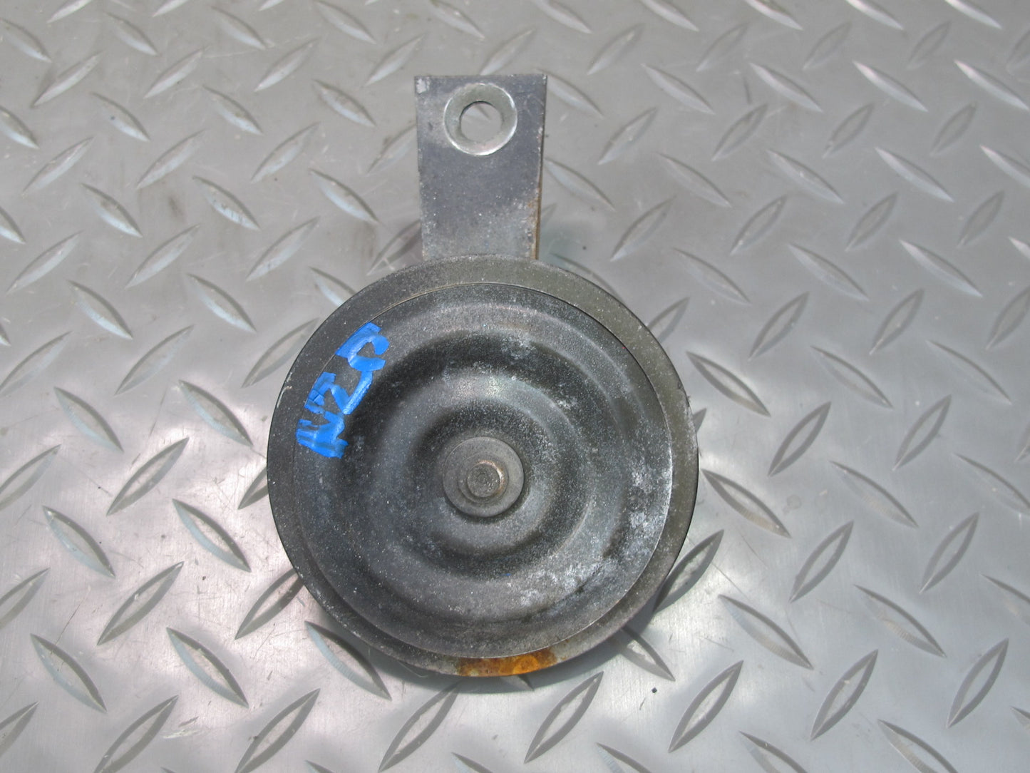 90-96 Nissan Z32 300ZX Set of 2 High & Low Tone Note Pitch Horn Signal OEM