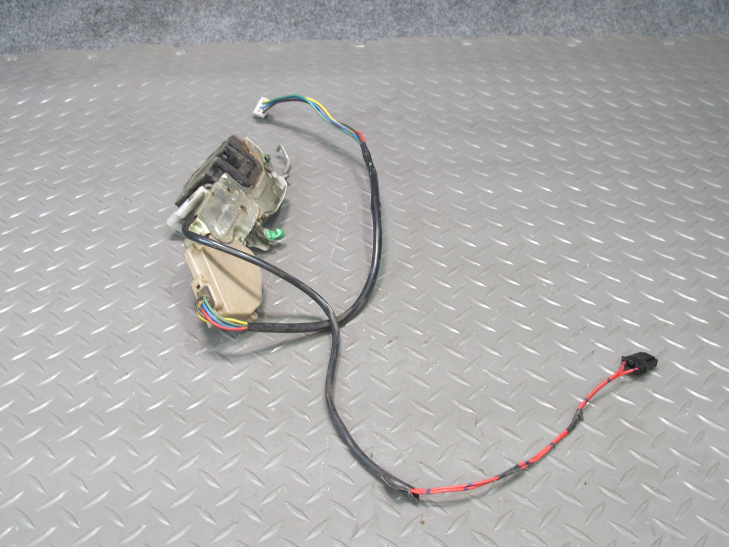 90-91 Nissan Z32 300ZX 2+2 Left Driver Door Lock Latch Actuator OEM