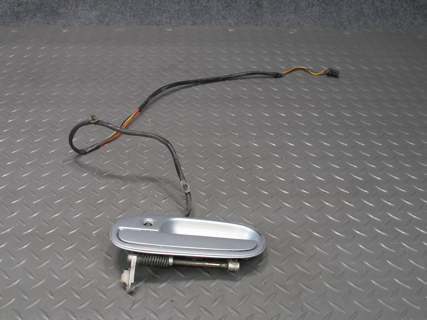 90-91 Nissan Z32 300ZX Set of 2 Left & Right Door Exterior Handle Silver OEM