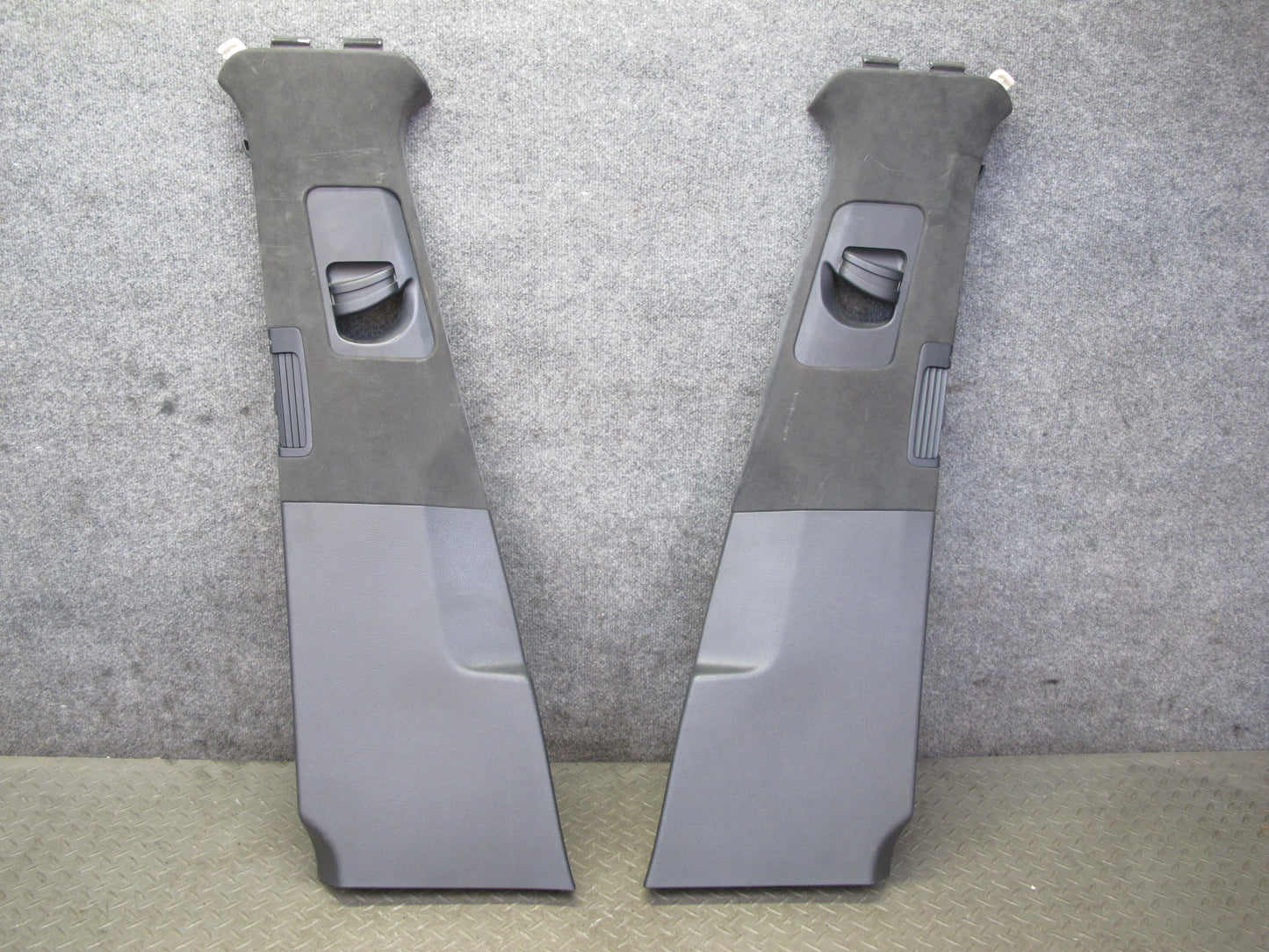 11-18 Porsche Cayenne 958 Right Left Side Upper B Pillar Trim Cover Panel Set