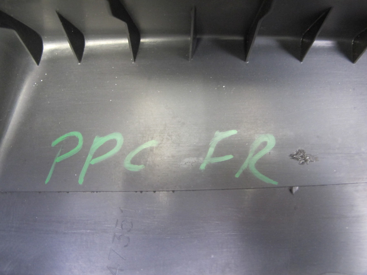 11-18 Porsche Cayenne 958 Right Left Side Upper B Pillar Trim Cover Panel Set