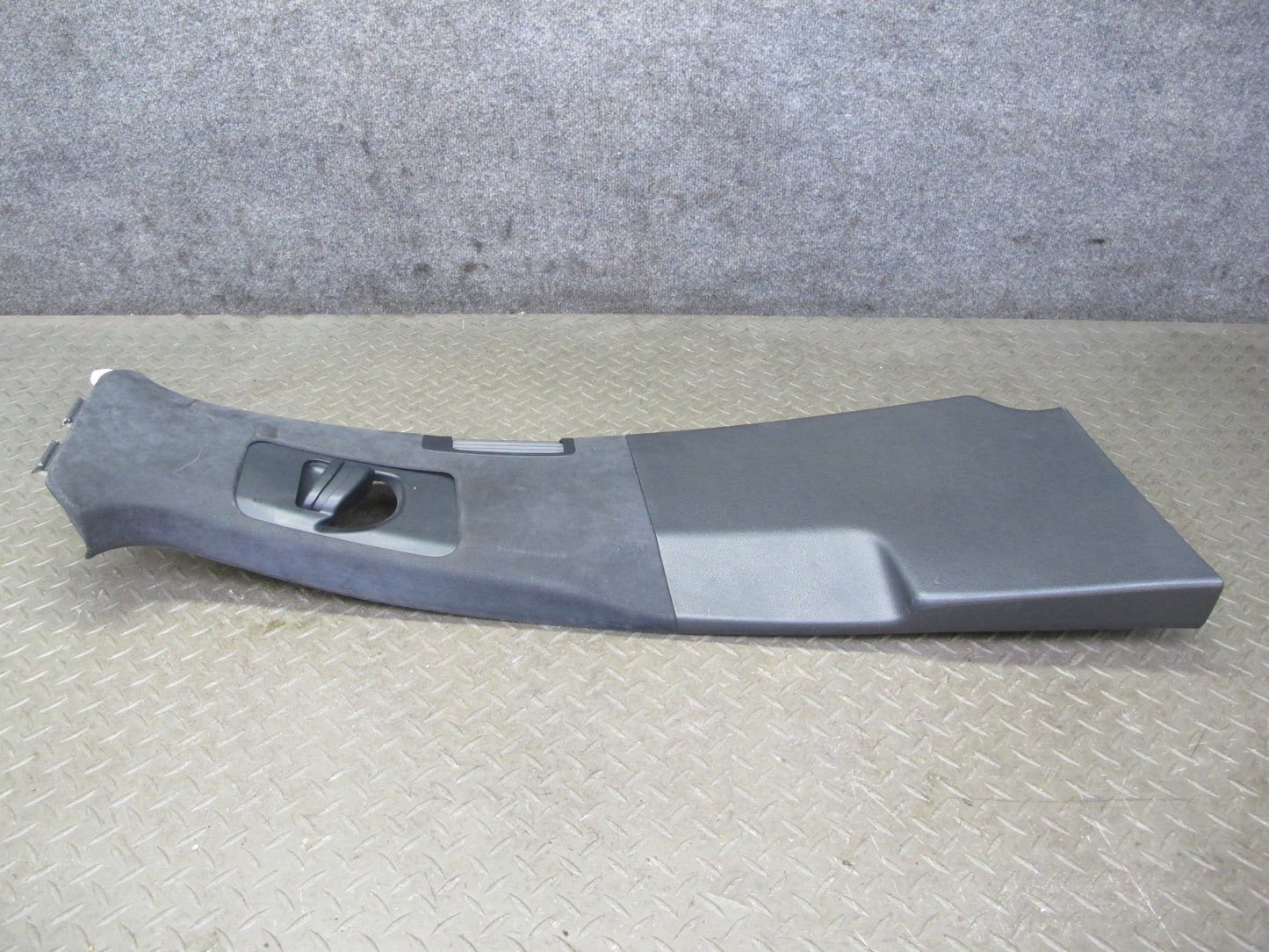 11-18 Porsche Cayenne 958 Right Left Side Upper B Pillar Trim Cover Panel Set