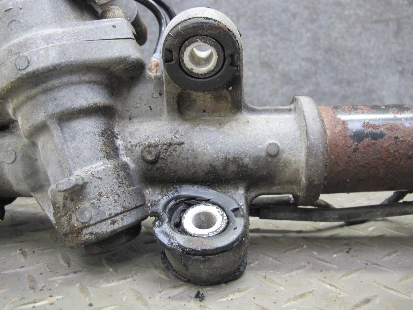 92-94 Lexus UZZ30L SC300 SC400 Power Steering Rack & Pinion OEM