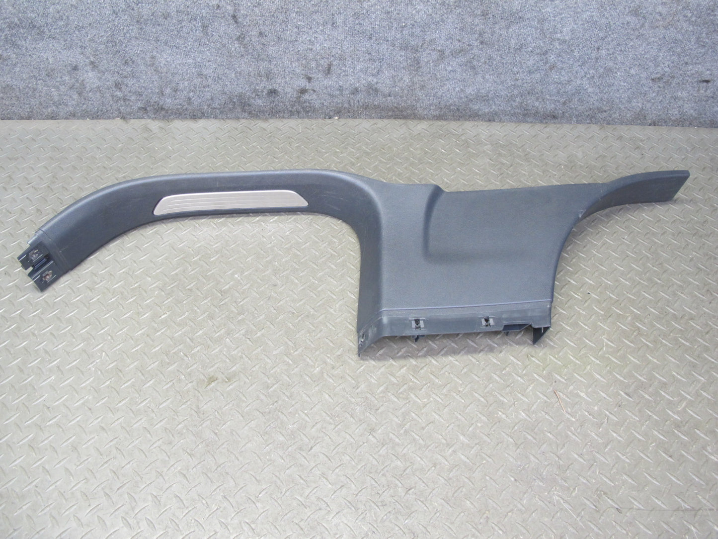 11-18 Porsche Cayenne 958 Right Left Side B Pillar Lower Trim Cover Panel Set