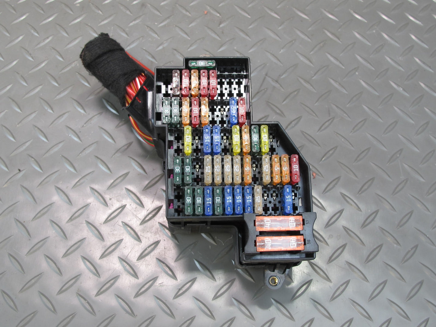 2011-2018 Porsche Cayenne 958 Right Side Dash Fuse Relay Junction Box Module