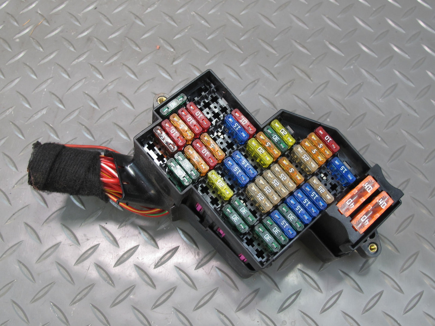 2011-2018 Porsche Cayenne 958 Right Side Dash Fuse Relay Junction Box Module