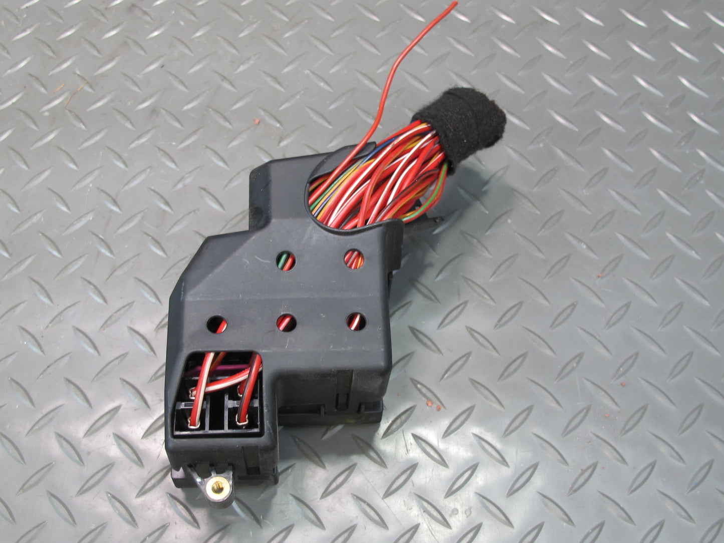 2011-2018 Porsche Cayenne 958 Right Side Dash Fuse Relay Junction Box Module