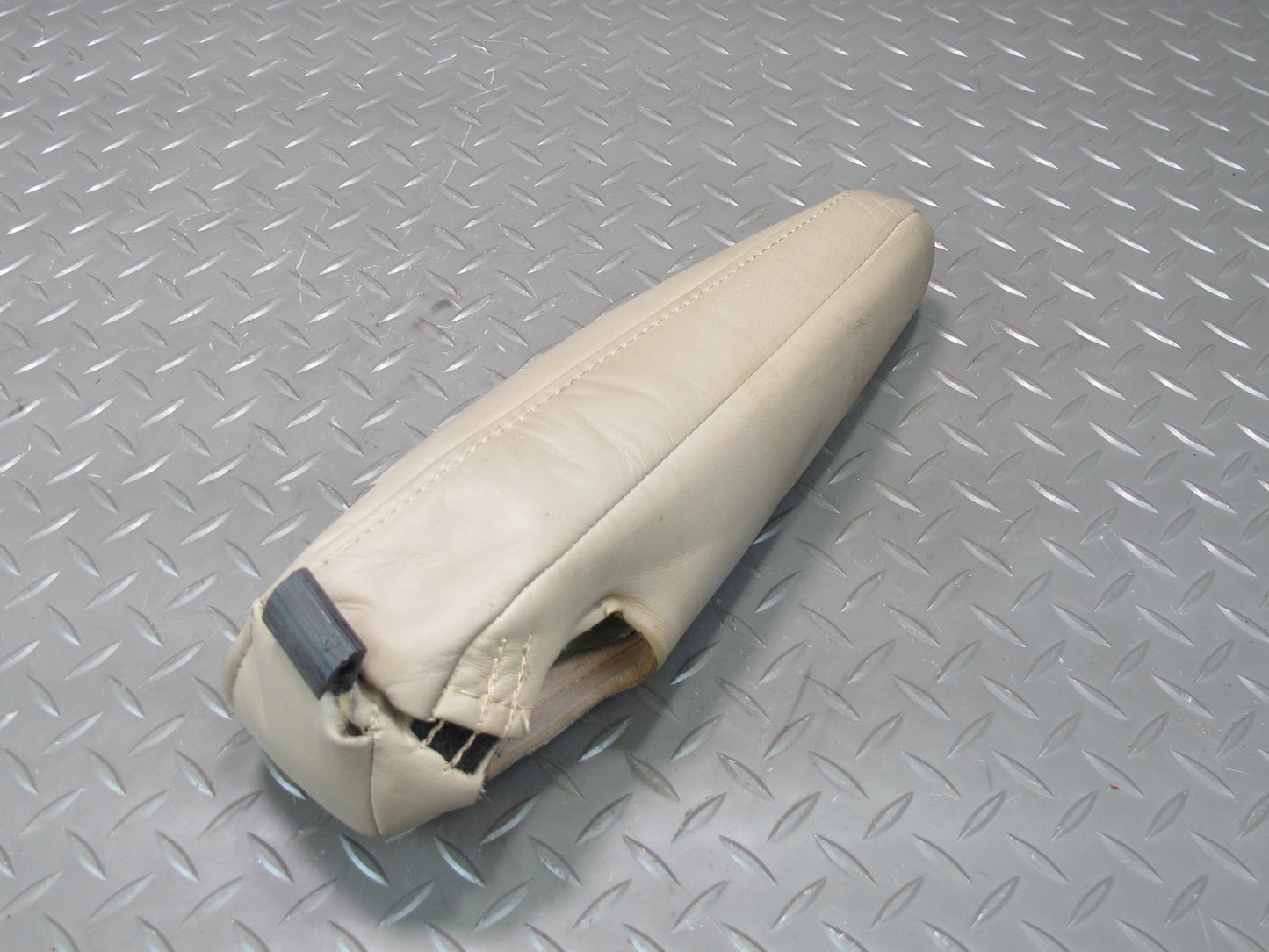 1998-2002 Lexus J100 LX470 Front Left Driver Side Seat Arm Rest Cover Ivory