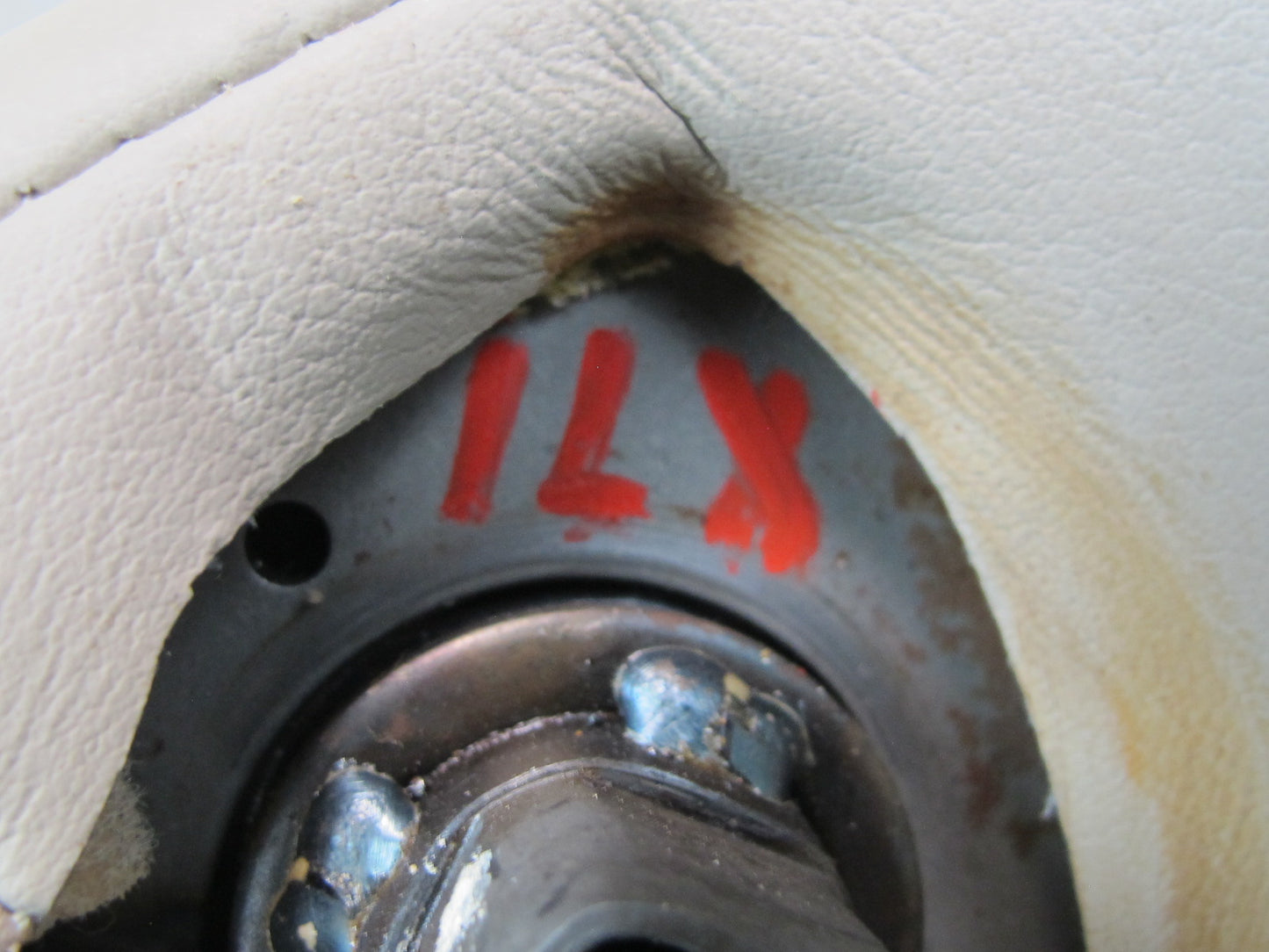 1998-2002 Lexus LX470 Front Right Passenger Side Seat Arm Rest Ivory