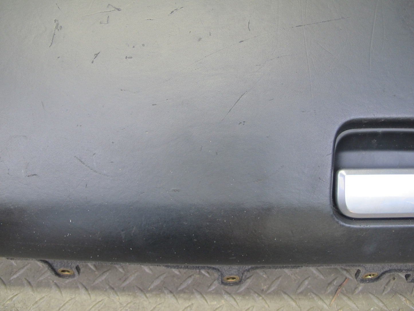 2011-2018 Porsche Cayenne 958 Front Right Dash Glove Box Compartment Storage