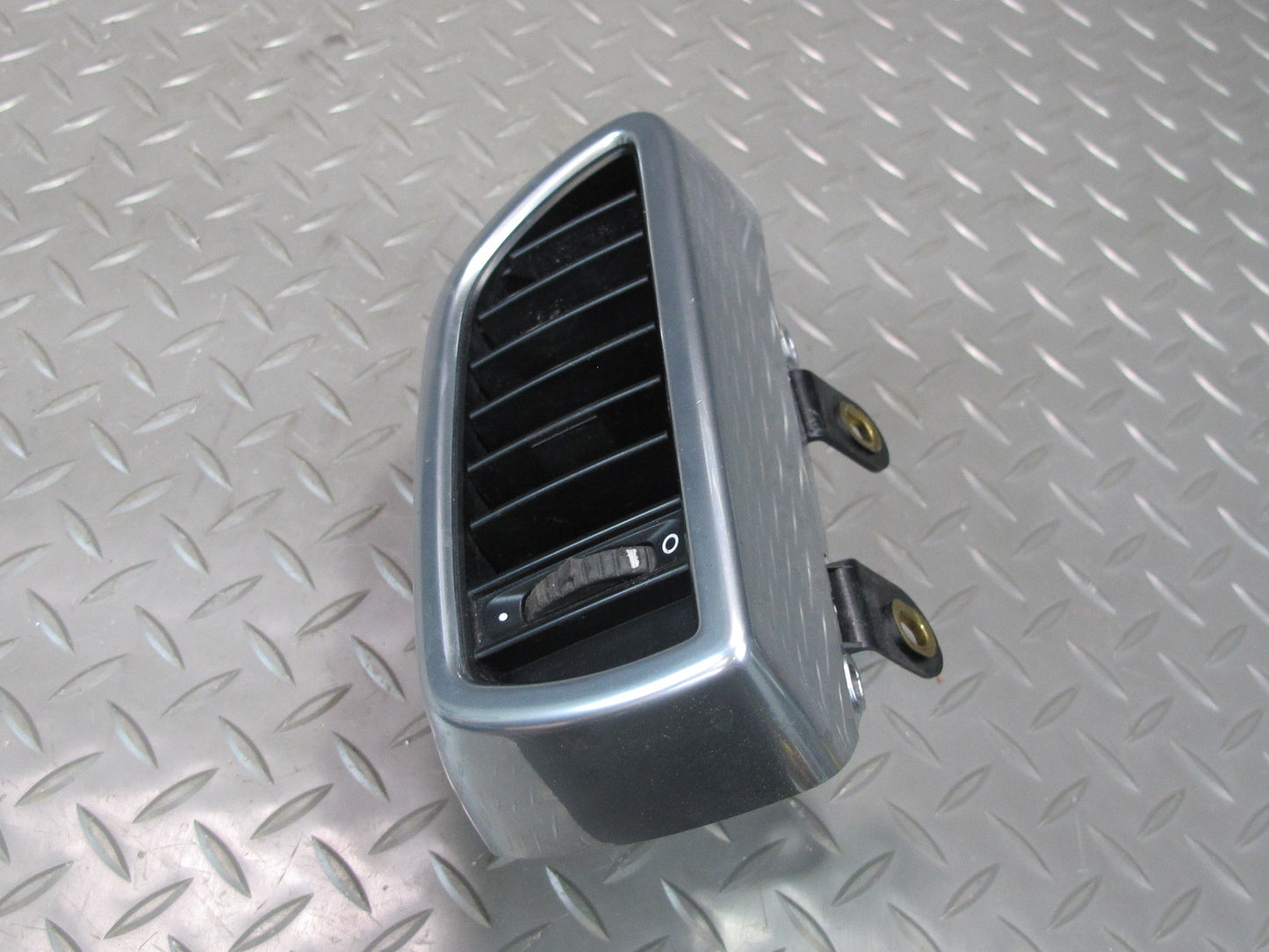 2011-2018 Porsche Cayenne 958 Front Right Side Dash A/C Air Vent Heater Grille