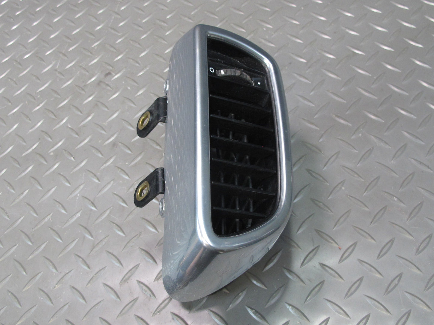 2011-2018 Porsche Cayenne 958 Front Right Side Dash A/C Air Vent Heater Grille