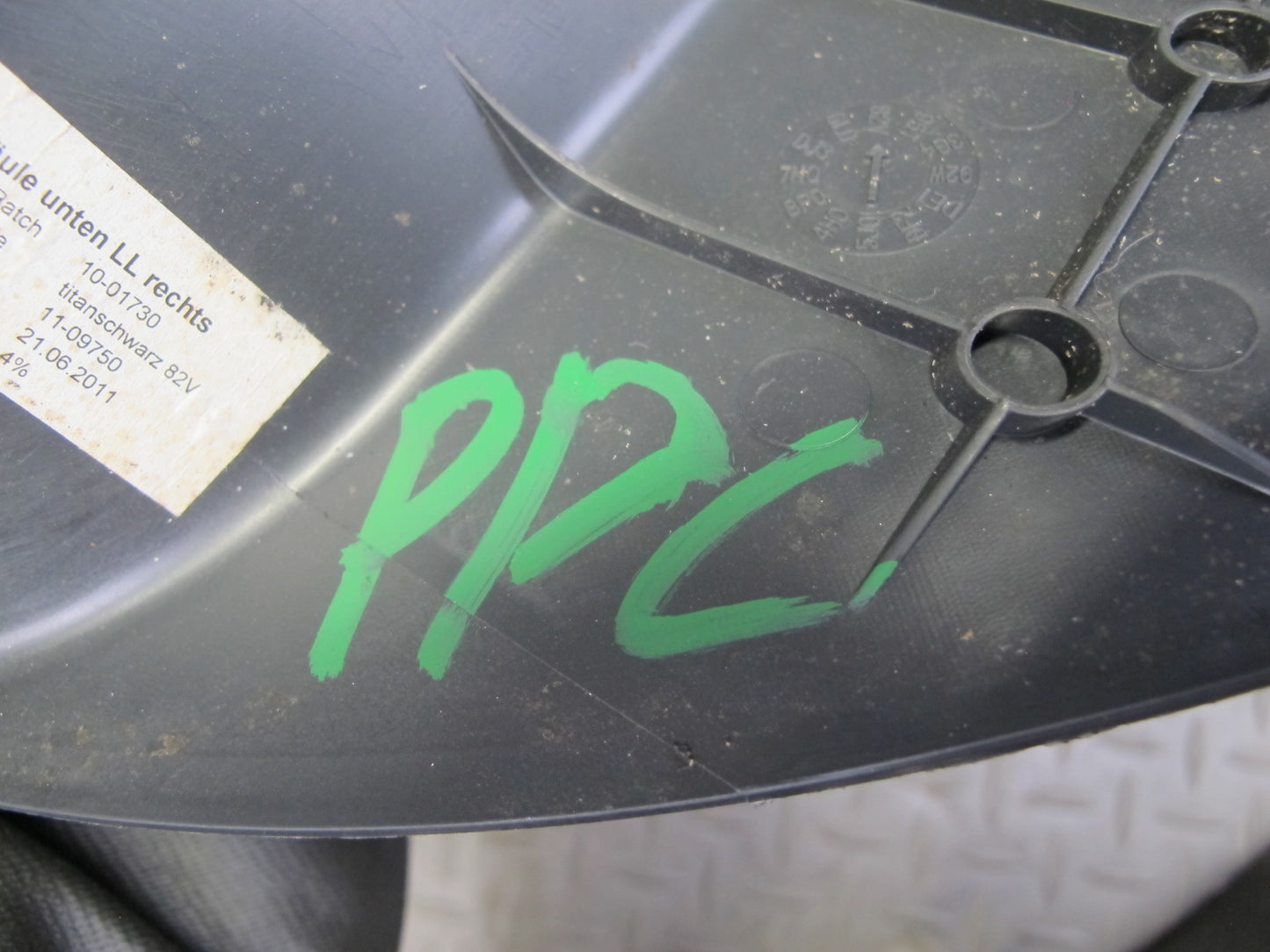 2011-2018 Porsche Cayenne 958 Front Left & Right Sill Scuff Plate Kick Panel Set