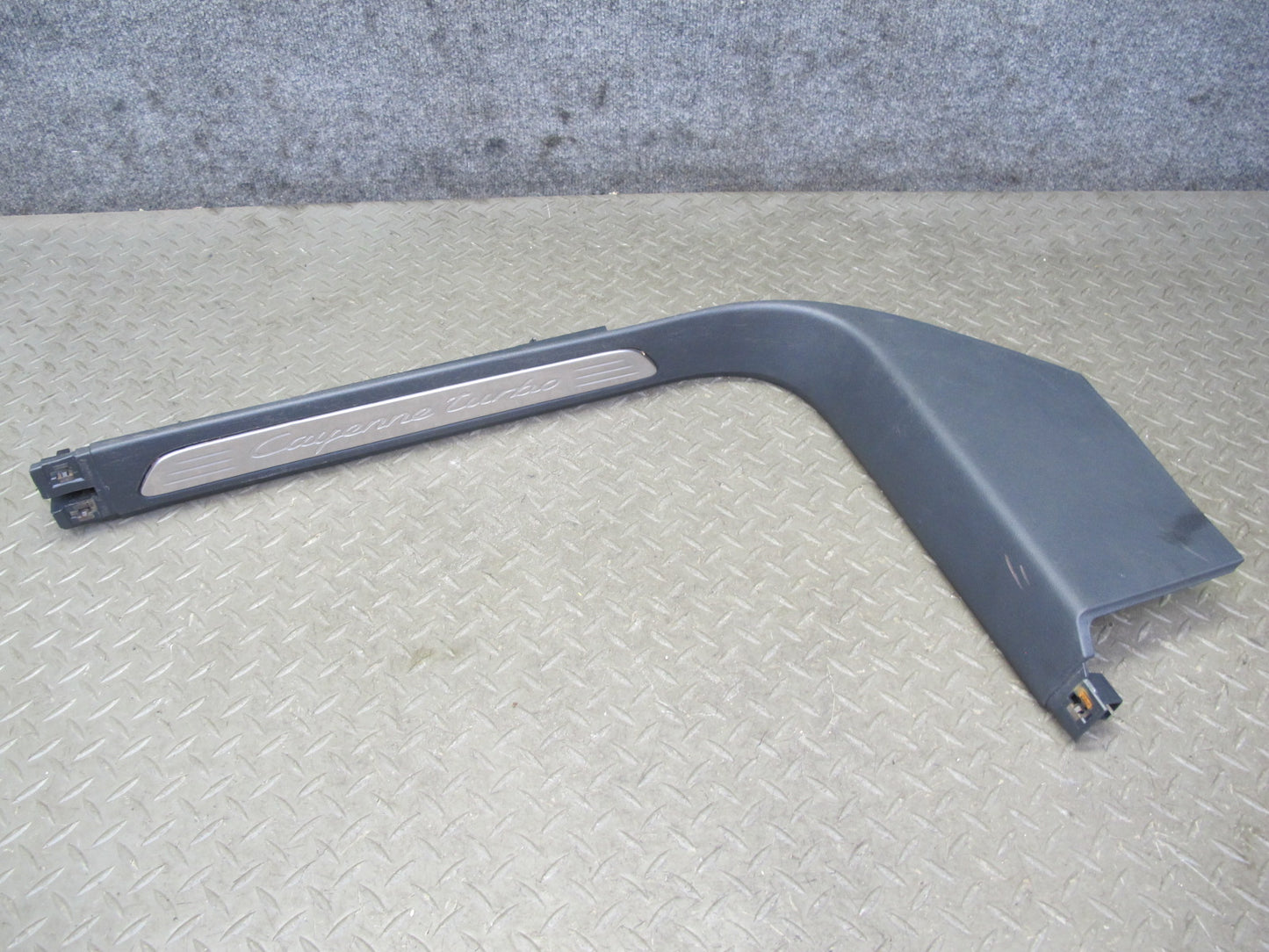 2011-2018 Porsche Cayenne 958 Front Left & Right Sill Scuff Plate Kick Panel Set