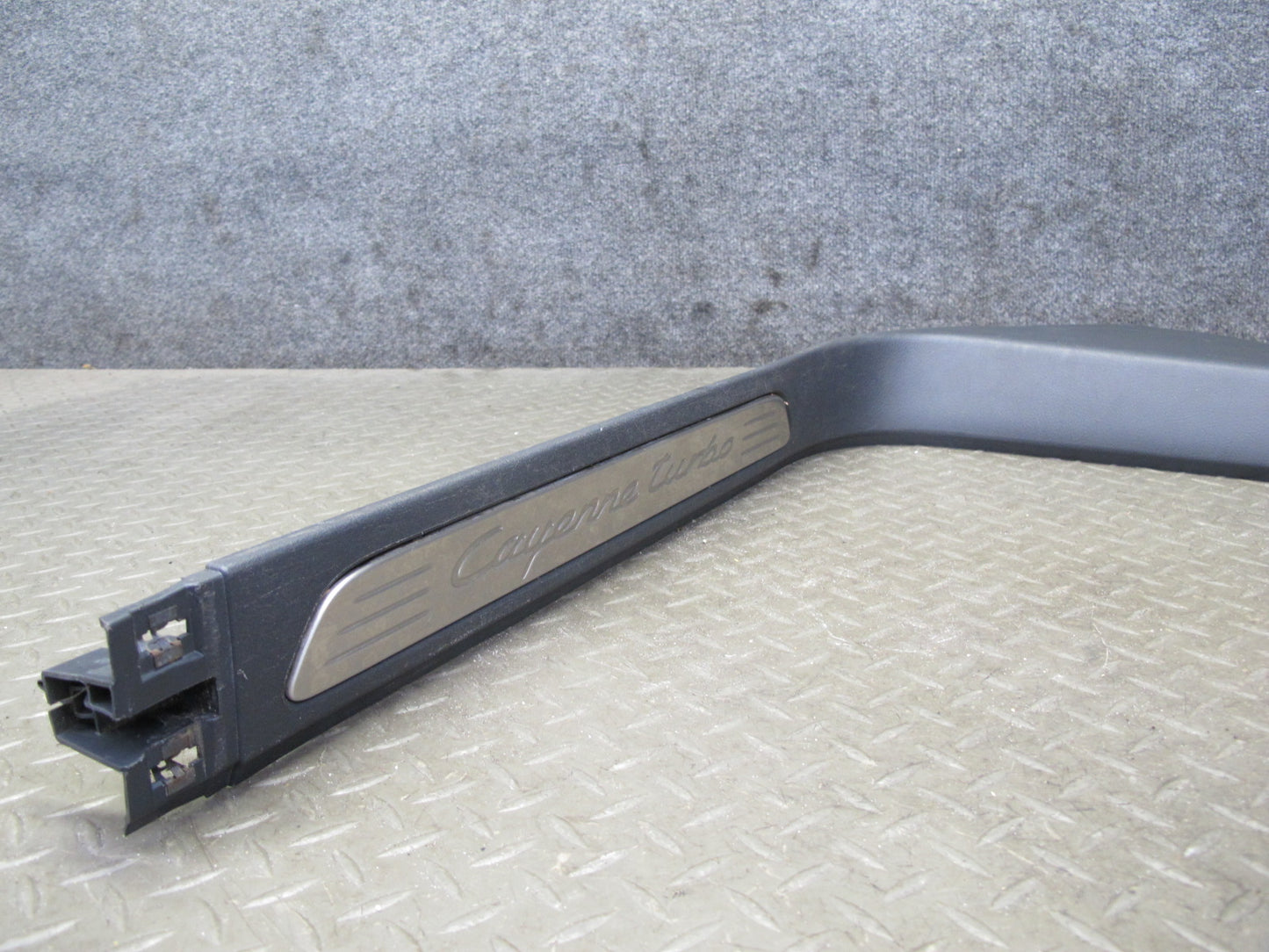 2011-2018 Porsche Cayenne 958 Front Left & Right Sill Scuff Plate Kick Panel Set