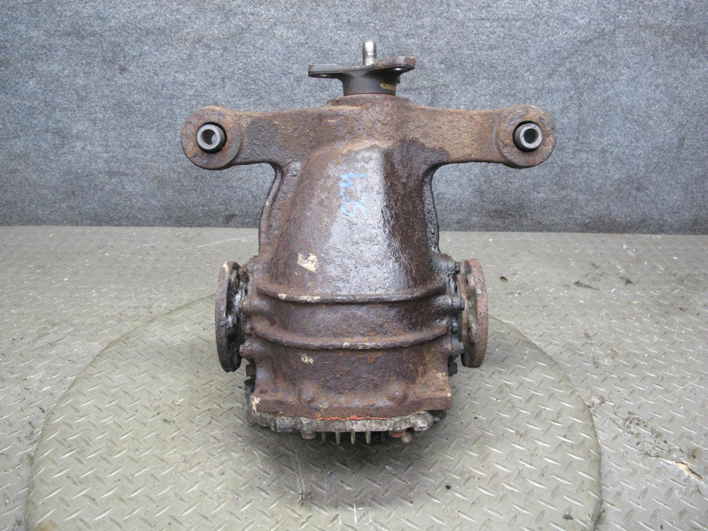 92-97 Lexus UZZ30L SC400 Rear Axle Differential Carrier 3.92 Ratio OEM