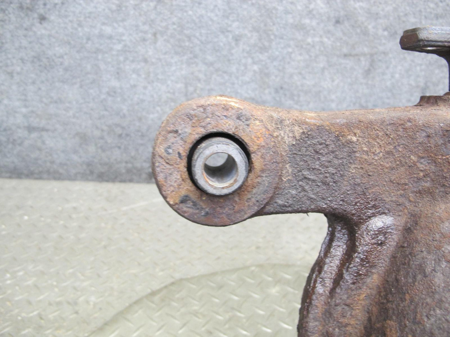 92-97 Lexus UZZ30L SC400 Rear Axle Differential Carrier 3.92 Ratio OEM