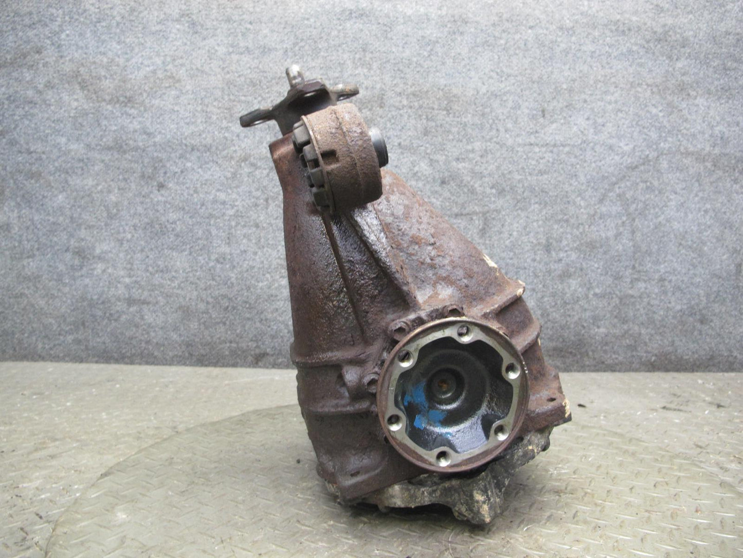 92-97 Lexus UZZ30L SC400 Rear Axle Differential Carrier 3.92 Ratio OEM