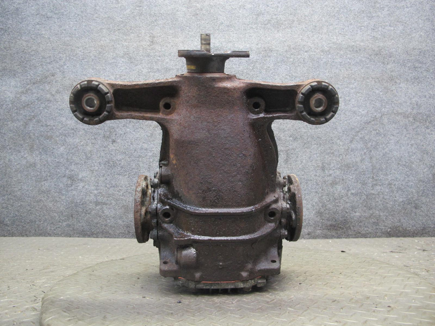 92-97 Lexus UZZ30L SC400 Rear Axle Differential Carrier 3.92 Ratio OEM