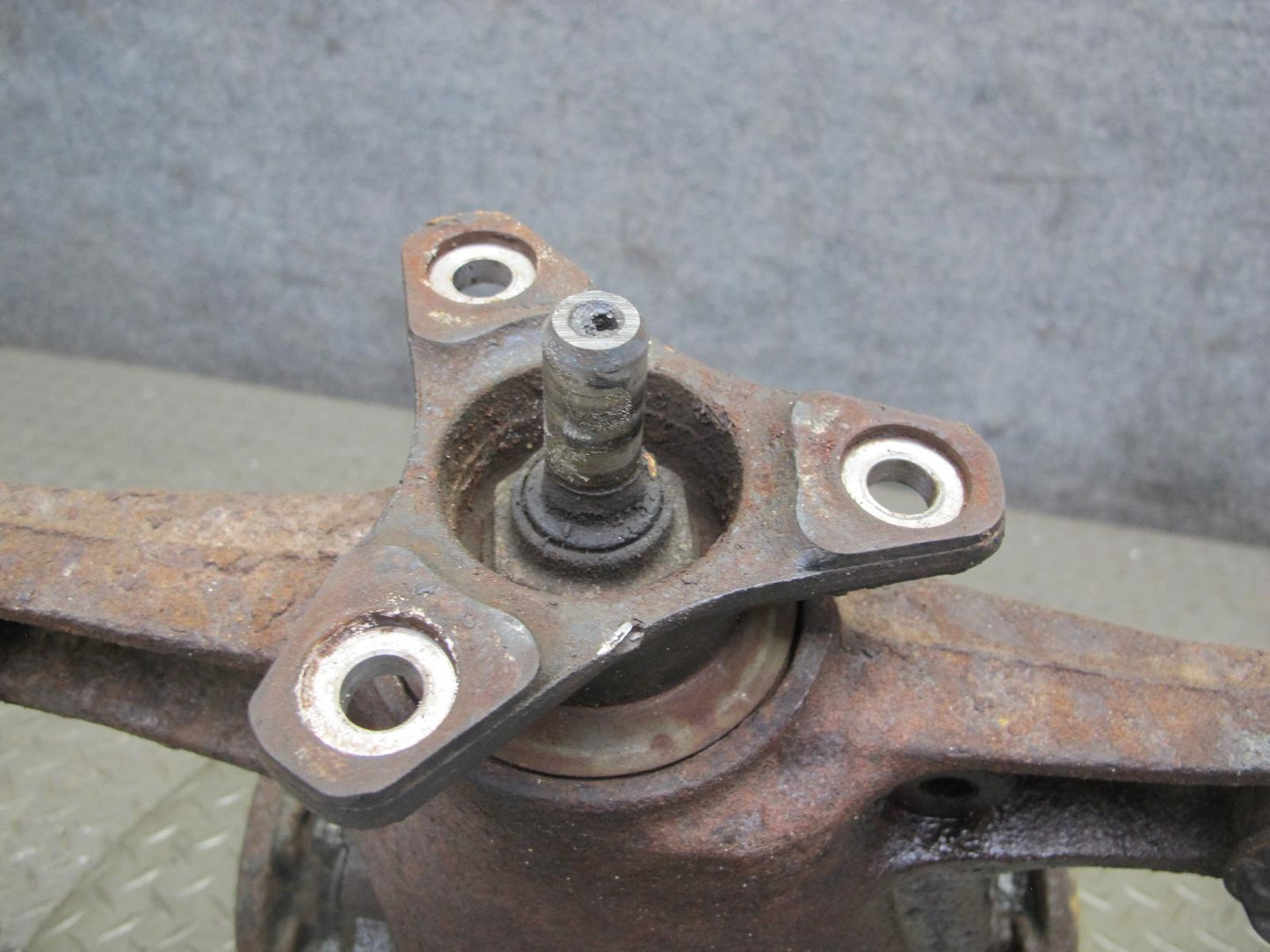 92-97 Lexus UZZ30L SC400 Rear Axle Differential Carrier 3.92 Ratio OEM