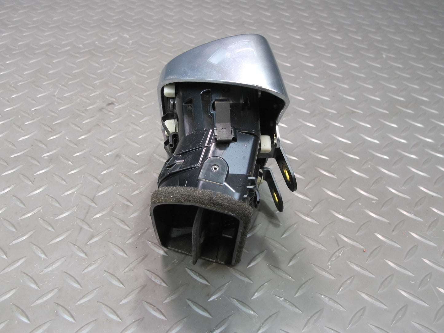 2011-2018 Porsche Cayenne 958 Front Left Side Dash A/C Air Vent Heater Grille