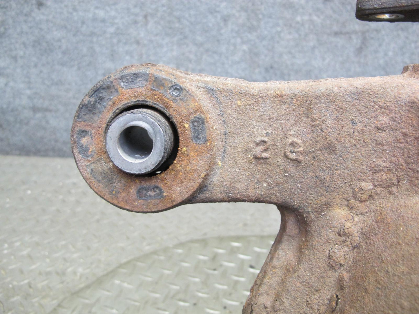 04-06 Lexus UCF30L LS430 Rear Differential Carrier 3.769 Ratio 82k Miles OEM