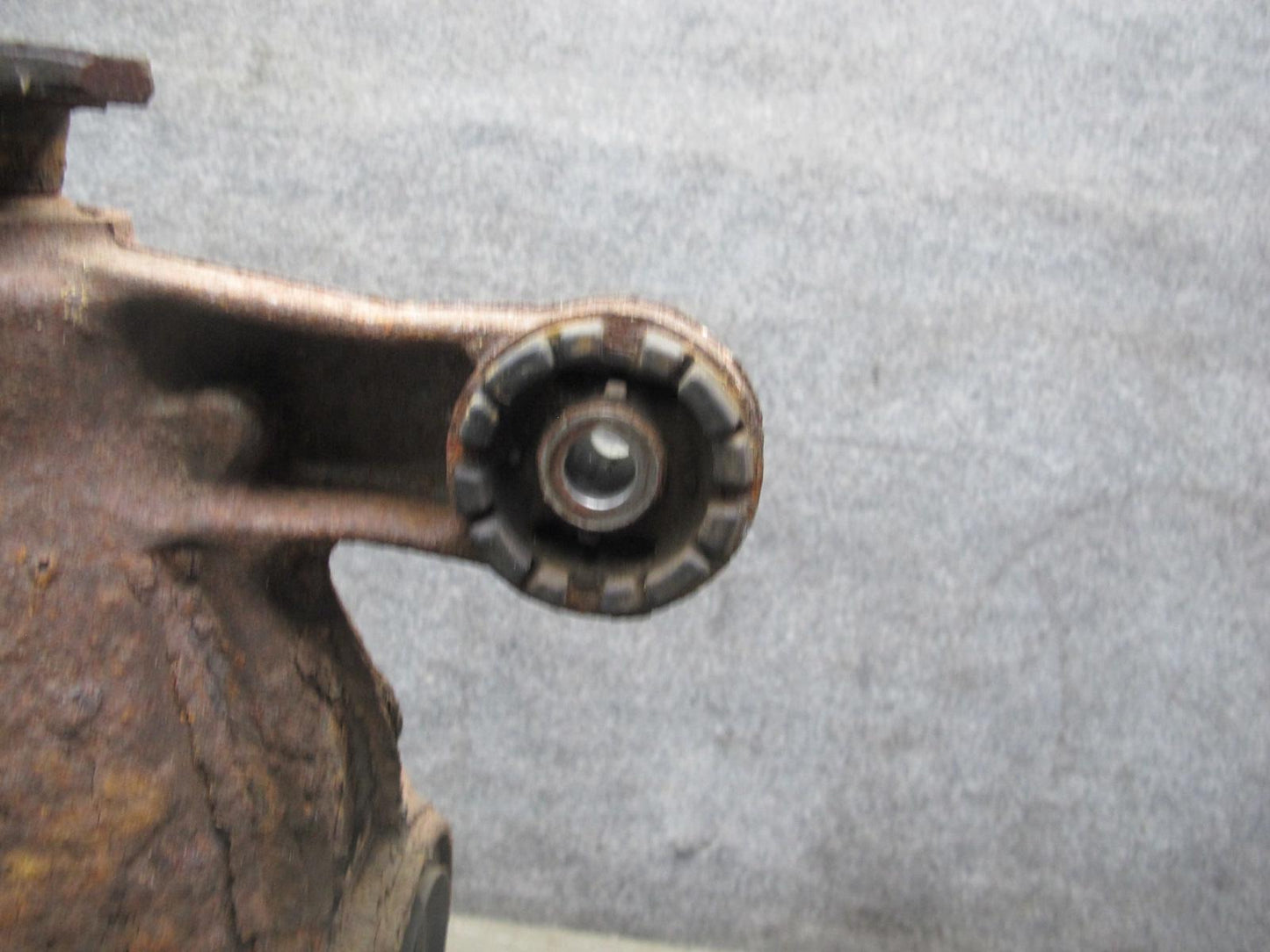 04-06 Lexus UCF30L LS430 Rear Differential Carrier 3.769 Ratio 82k Miles OEM