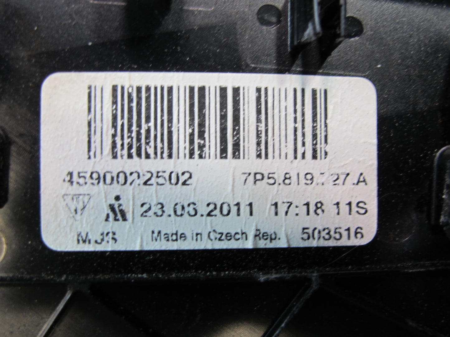 2011-2018 Porsche Cayenne 958 Front Left Side Dash Center A/C Air Vent Grille