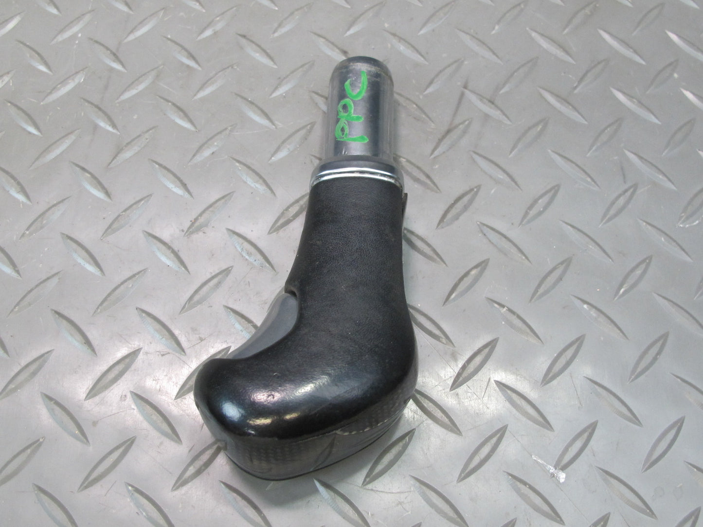 2011-2018 Porsche Cayenne 958 Automatic Transmission Gear Shifter Selector Knob