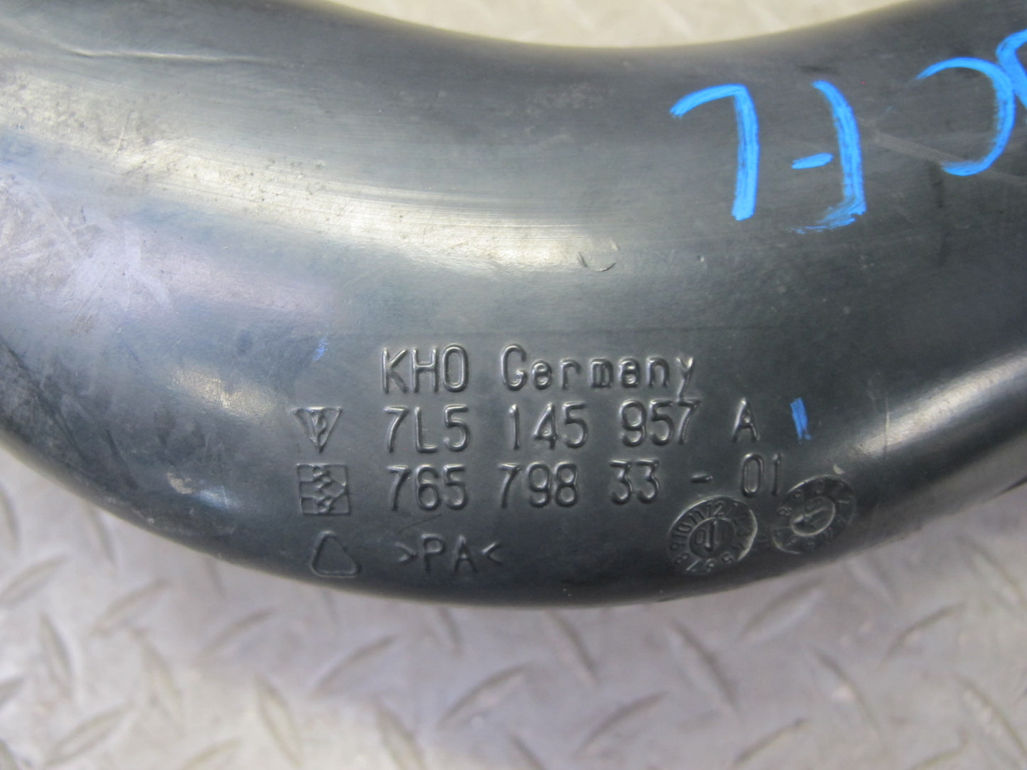 2011-2018 Porsche Cayenne 958 4.8L Turbo Left Side Intercooler Hose Pipe Line