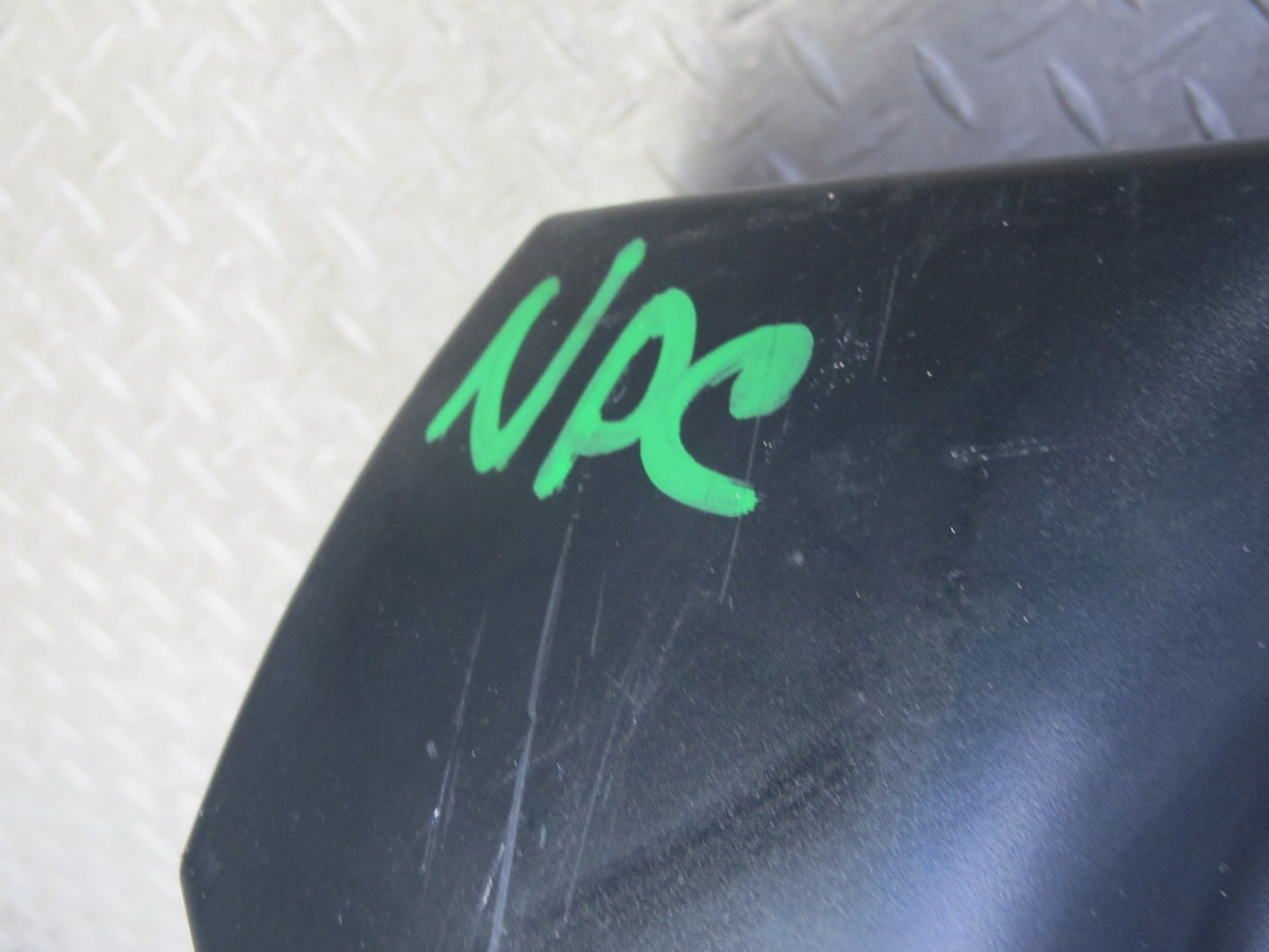 2011-2018 Porsche Cayenne 958 Bose Rear Subwoofer Speaker Box Assembly