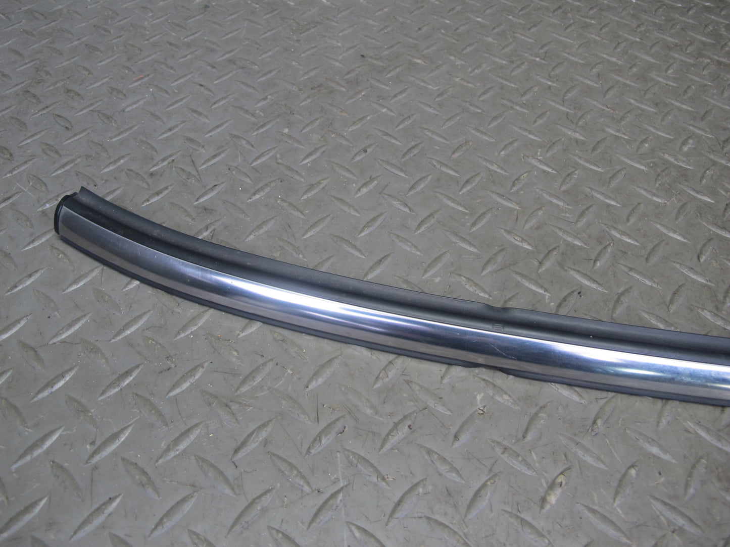 11-16 Mini Cooper R60 Countryman Rear Trunk Center Chrome Trim Molding OEM