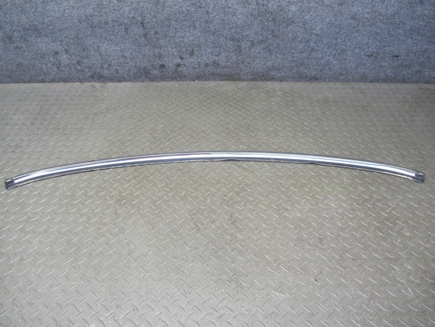 11-16 Mini Cooper R60 Countryman Rear Trunk Center Chrome Trim Molding OEM