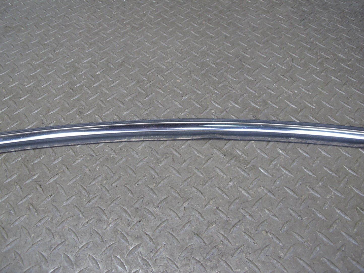 11-16 Mini Cooper R60 Countryman Rear Trunk Center Chrome Trim Molding OEM