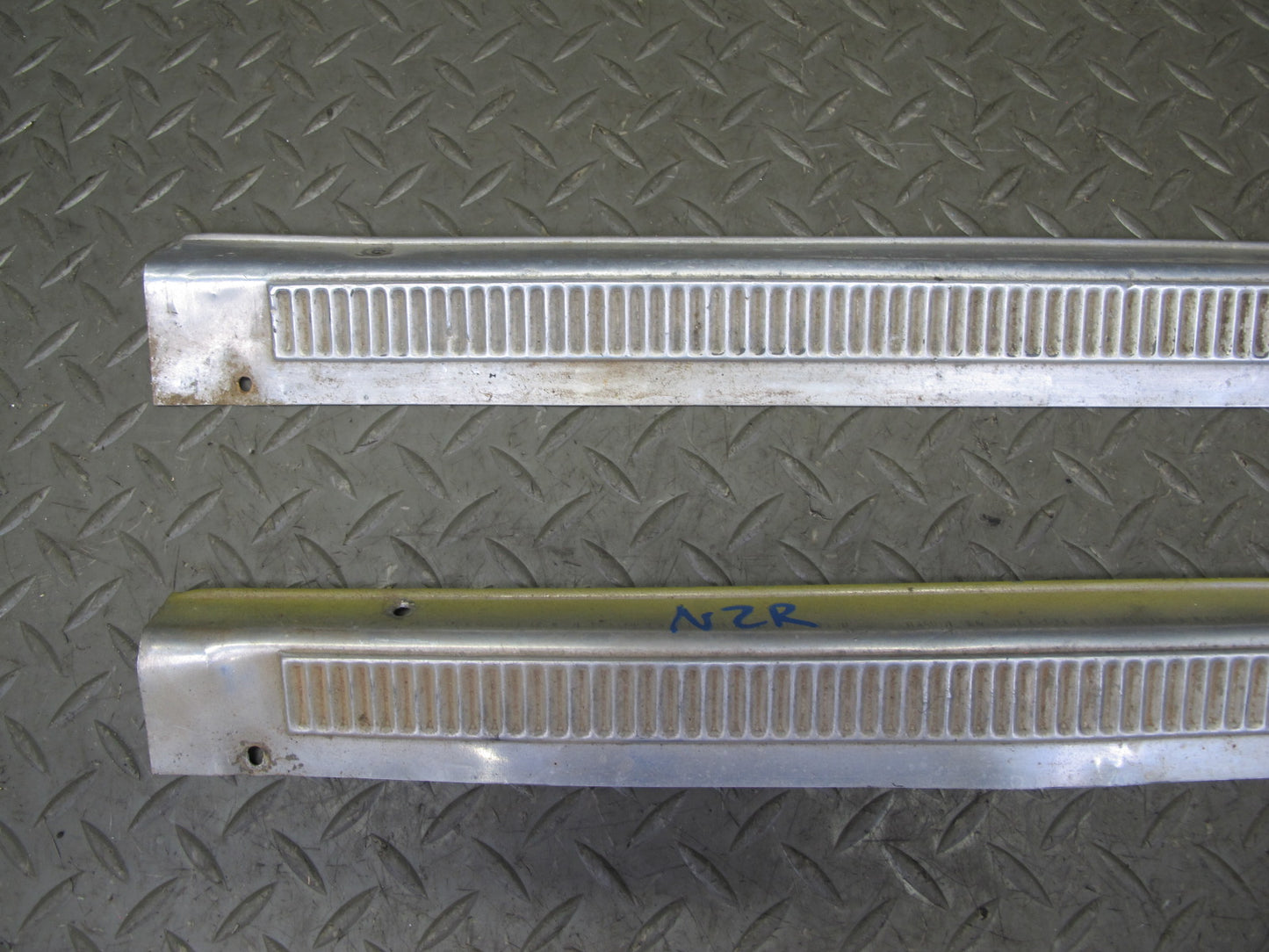 75-78 Datsun S30 280Z 2+2 Set of 2 Left & Right Door Sill Scuff Plate OEM