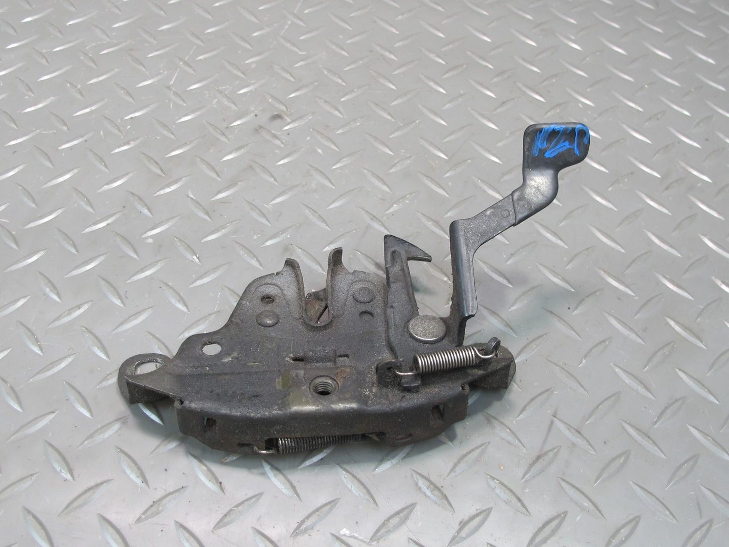 90-96 Nissan Z32 300ZX Coupe Front Hood Lock Latch w Release Cable Set OEM