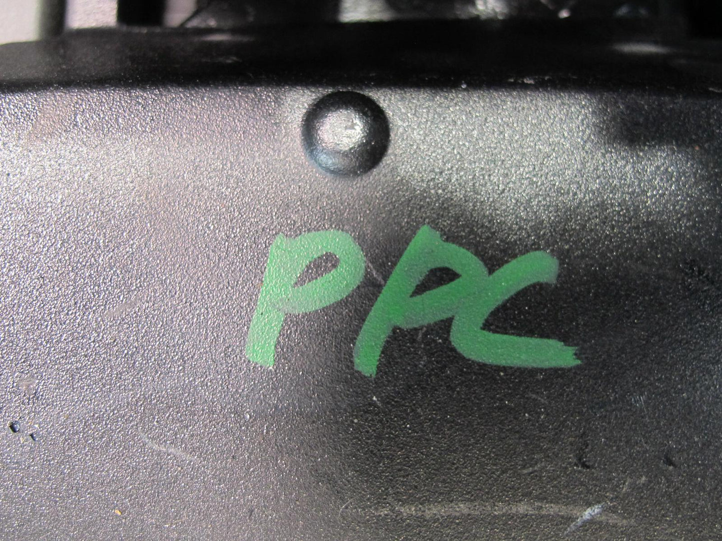 2011-2018 Porsche Cayenne 958 Center Console Lid Armrest Cover Leather Black